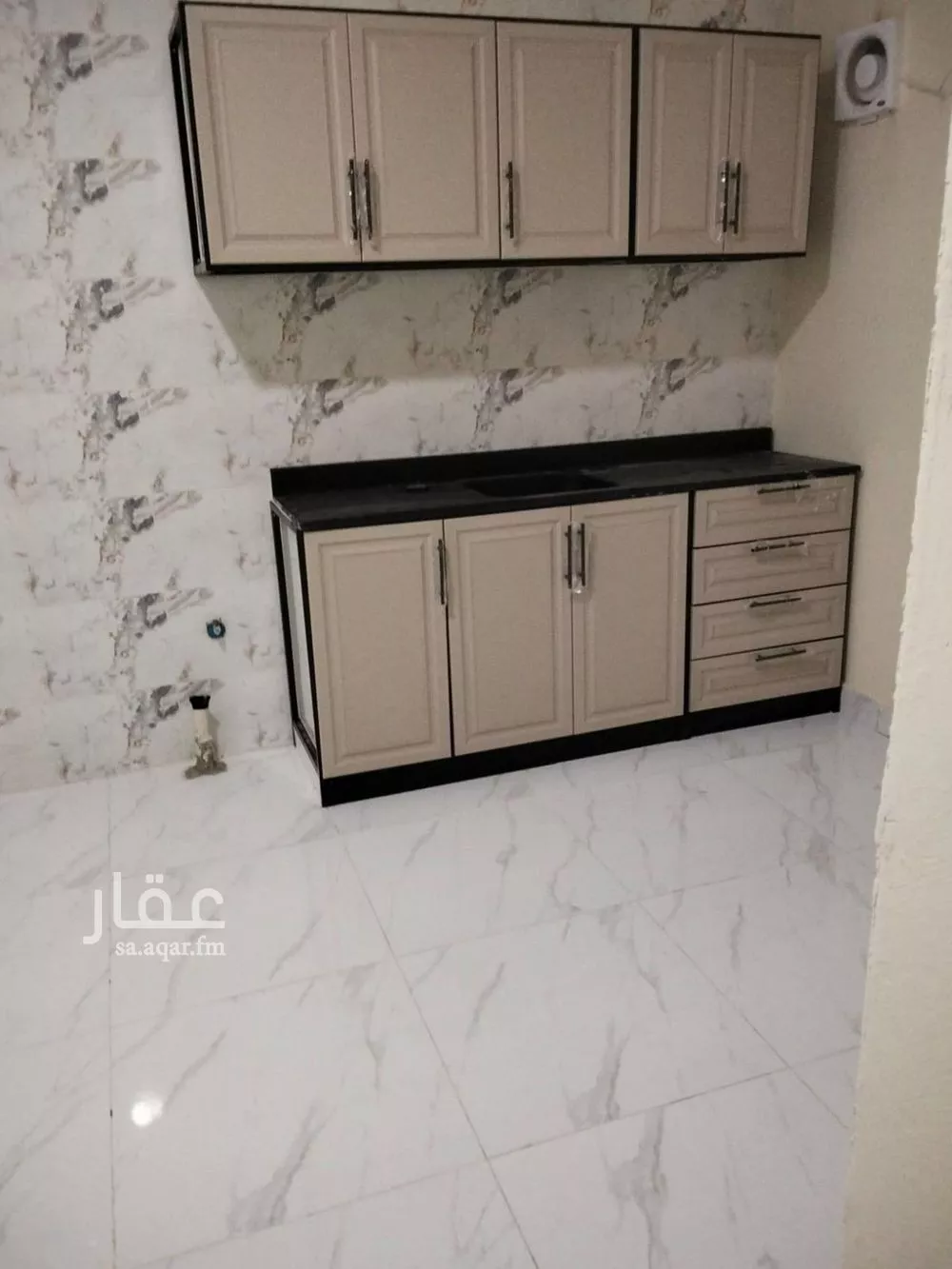 شقة للإيجار في شارع بعلبك, حي غرناطة, مدينة الرياض, منطقة الرياض 1 صورة