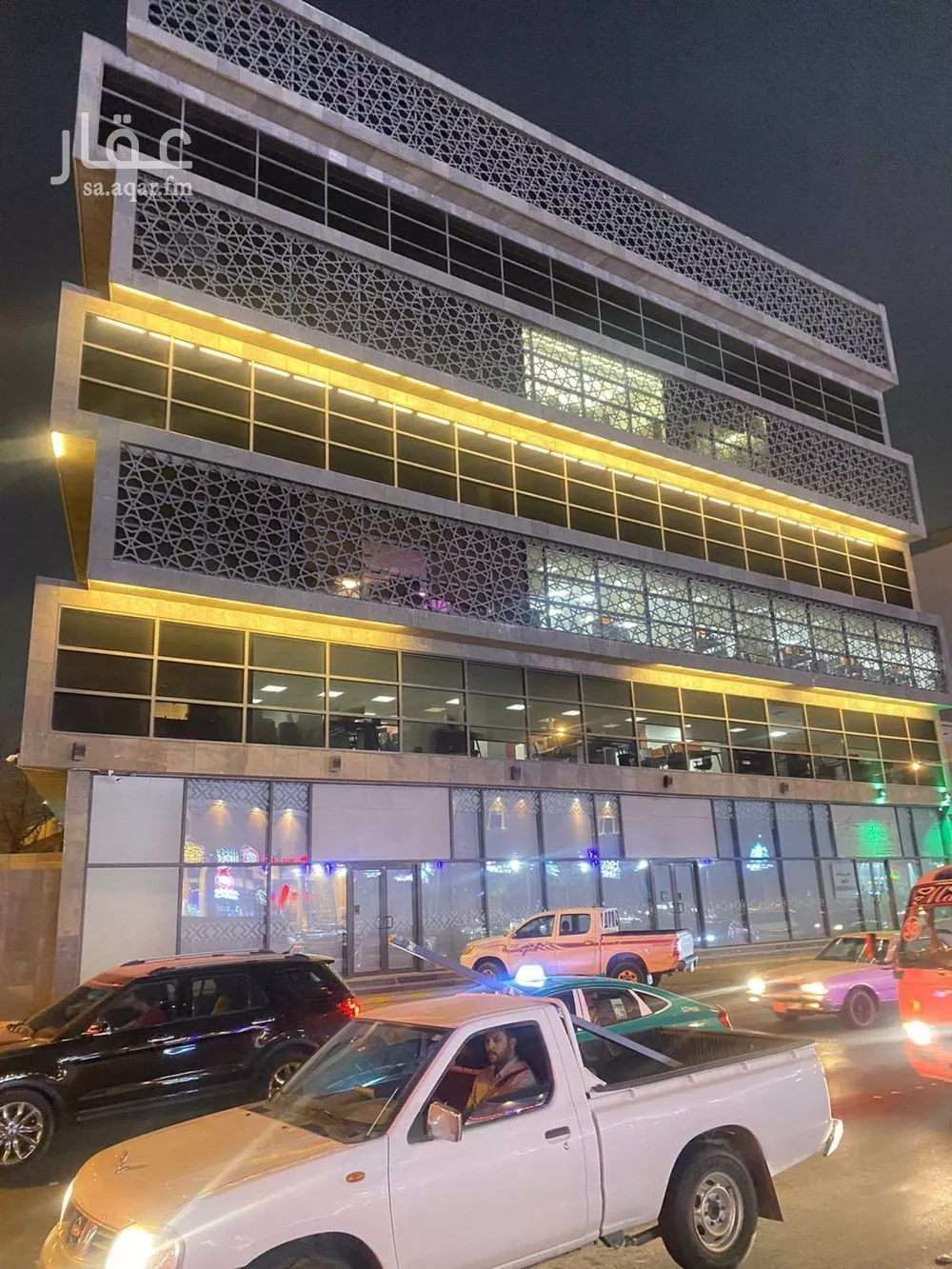 محل للإيجار في شارع الجامعة, حي الملز, مدينة الرياض, منطقة الرياض 1 صورة