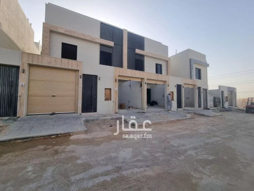 فيلا للبيع في شارع سعد بن إبراهيم, حي عكاظ, مدينة الرياض, منطقة الرياض 1 صورة