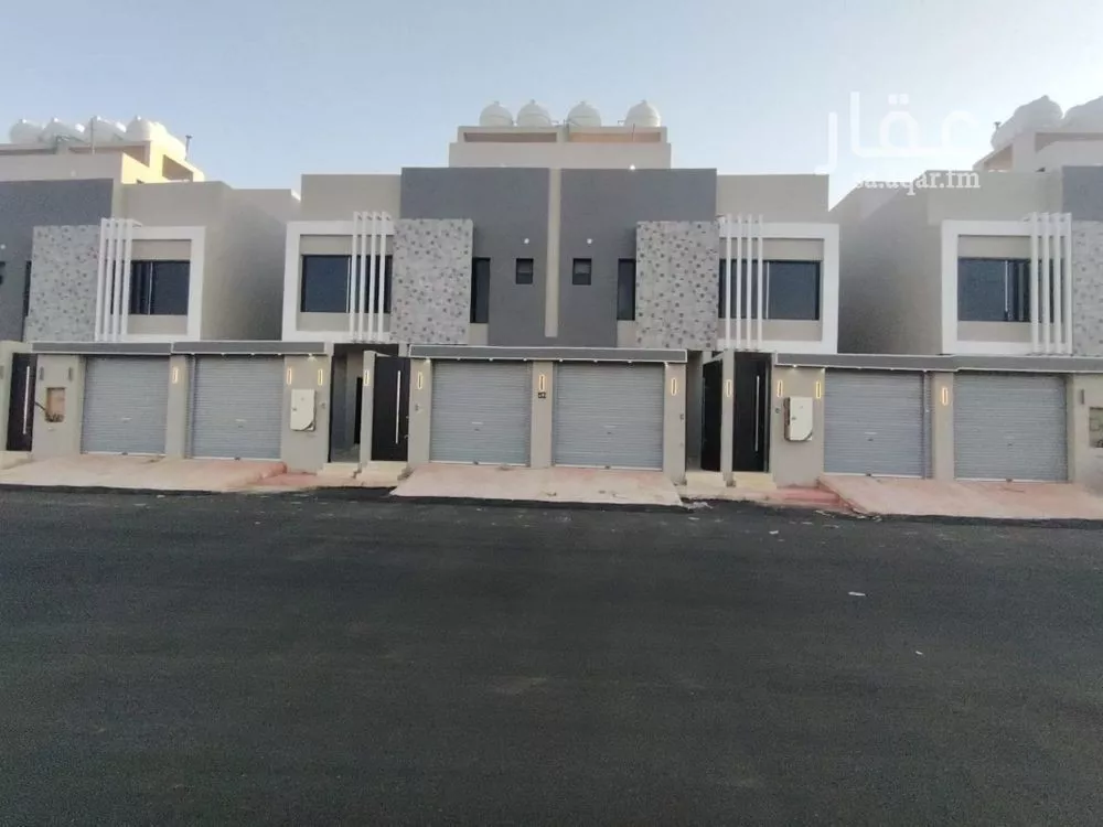 شقة للبيع في شارع شرحبيل بن سعد, حي بدر, مدينة الرياض, منطقة الرياض 1 صورة