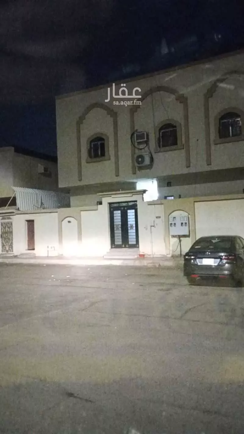 عمارة للبيع في شارع نضرة بن اكتم الخزاعي ، حي العزيزية ، المدينة المنورة ، منطقة المدينة المنورة 1 صورة