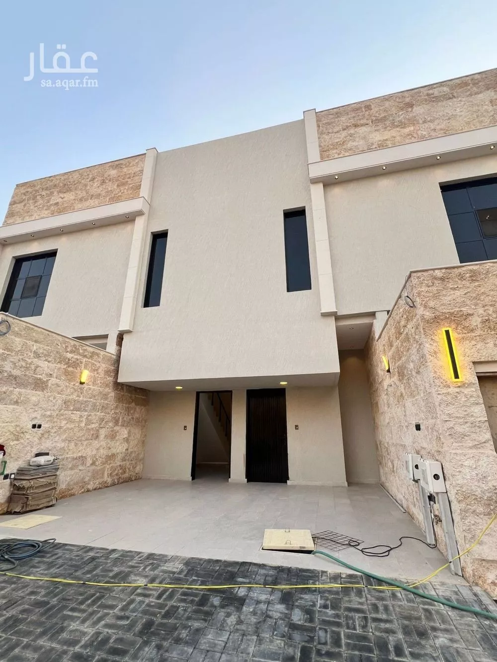 دور للبيع في شارع رقم 389, حي المونسية, مدينة الرياض, منطقة الرياض 1 صورة