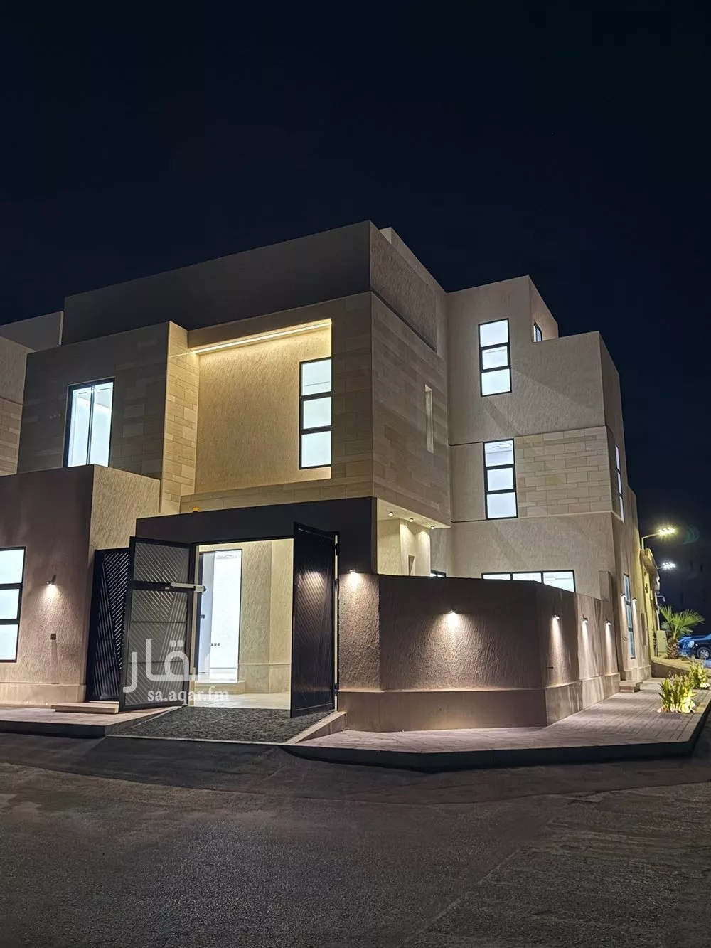 فيلا للبيع في شارع السيل, حي المهدية, مدينة الرياض, منطقة الرياض 1 صورة
