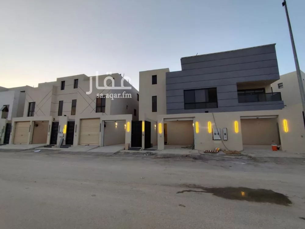 دور للبيع في شارع الامام مسلم الفرعي, حي بدر, مدينة الرياض, منطقة الرياض 1 صورة