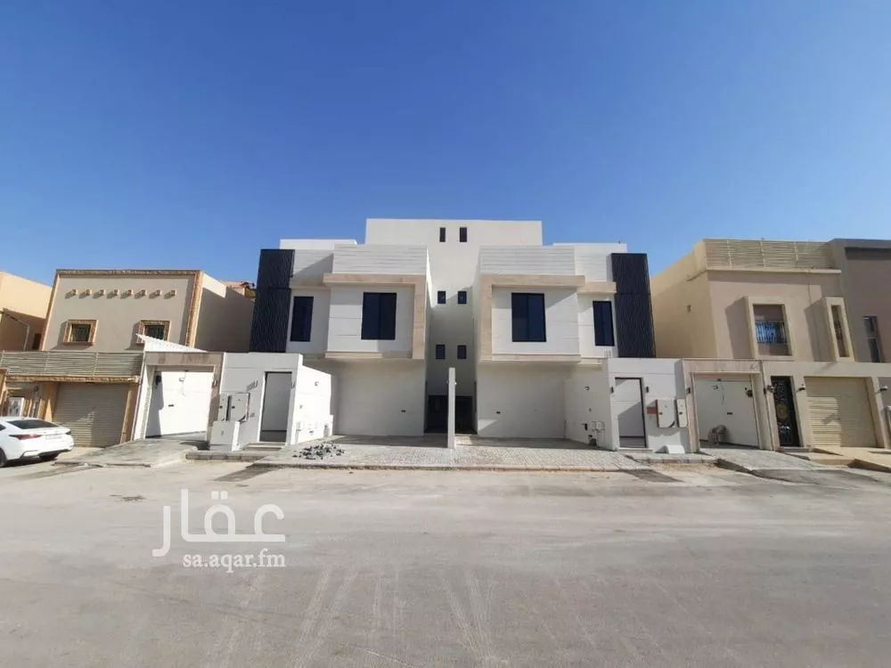 دور للبيع في شارع سليمان العدوي, حي العريجاء الغربي, مدينة الرياض, منطقة الرياض 1 صورة