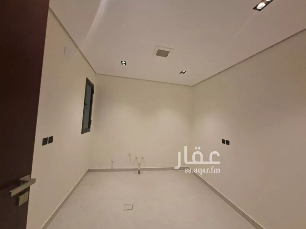 شقة للبيع في شارع سلمة العدوي, حي الزهرة, مدينة الرياض, منطقة الرياض 1 صورة