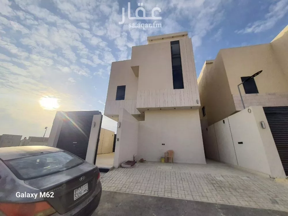 دور للبيع في شارع ضاحية نمار , حي ضاحية نمار, مدينة الرياض, منطقة الرياض 1 صورة