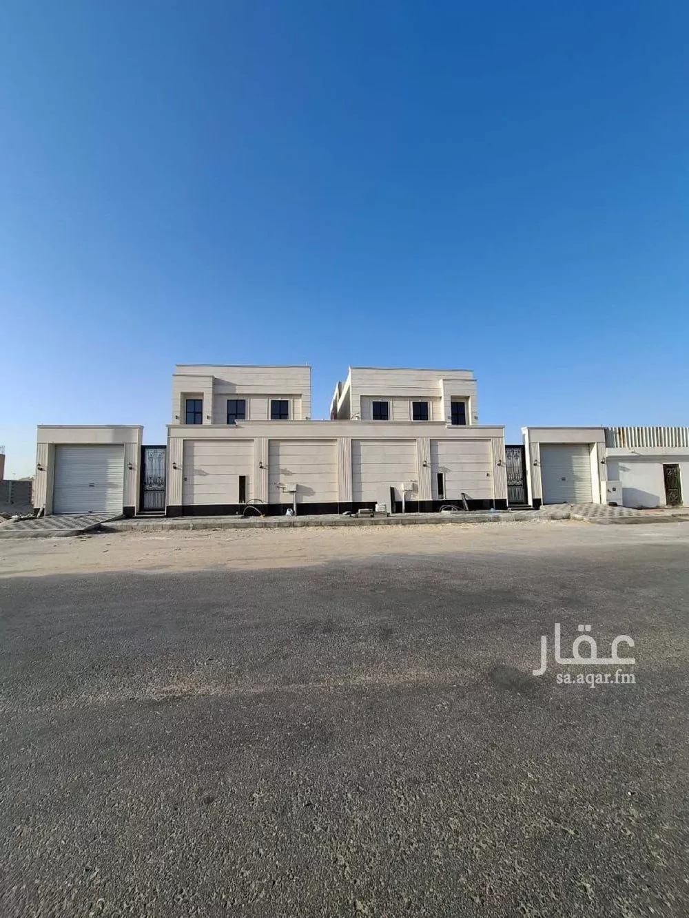 فيلا للبيع في شارع انس بن ارقم, حي الشراع, مدينة الخبر, المنطقة الشرقية 1 صورة