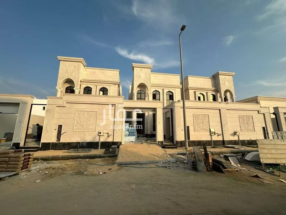 فيلا للبيع في شارع شرورة, حي الصواري, مدينة الخبر, المنطقة الشرقية 1 صورة