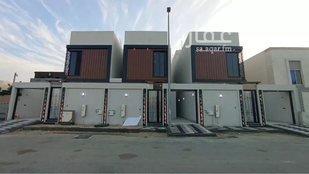 فيلا للبيع في شارع ام الهوشان, حي الصواري, مدينة الخبر, المنطقة الشرقية 1 صورة