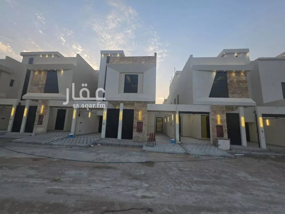 دور للبيع في شارع الحاتمي, حي ديراب, مدينة الرياض, منطقة الرياض 1 صورة