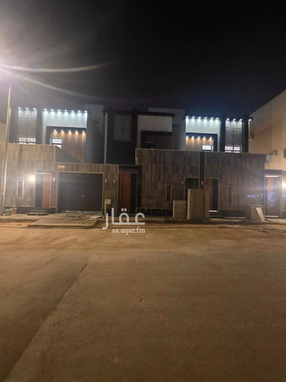 فيلا للبيع في شارع نجم الدين الايوبي الفرعي, حي العوالي, مدينة الرياض, منطقة الرياض 1 صورة