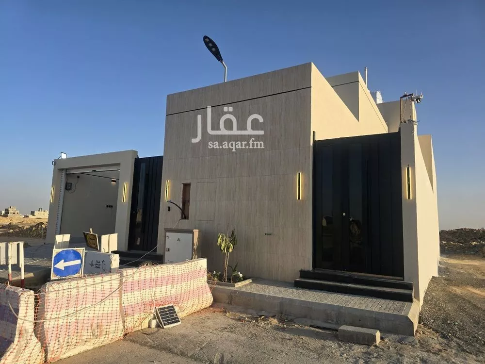 فيلا للبيع في شارع الشيخ صالح بن عبدالعزيز بن عبدالرحمن, حي ضاحية نمار, مدينة الرياض, منطقة الرياض 1 صورة