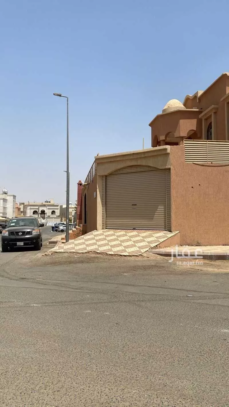 فيلا للإيجار في شارع محمد رشيد رضا ، حي المصيف الاول ، تبوك ، منطقة تبوك 1 صورة