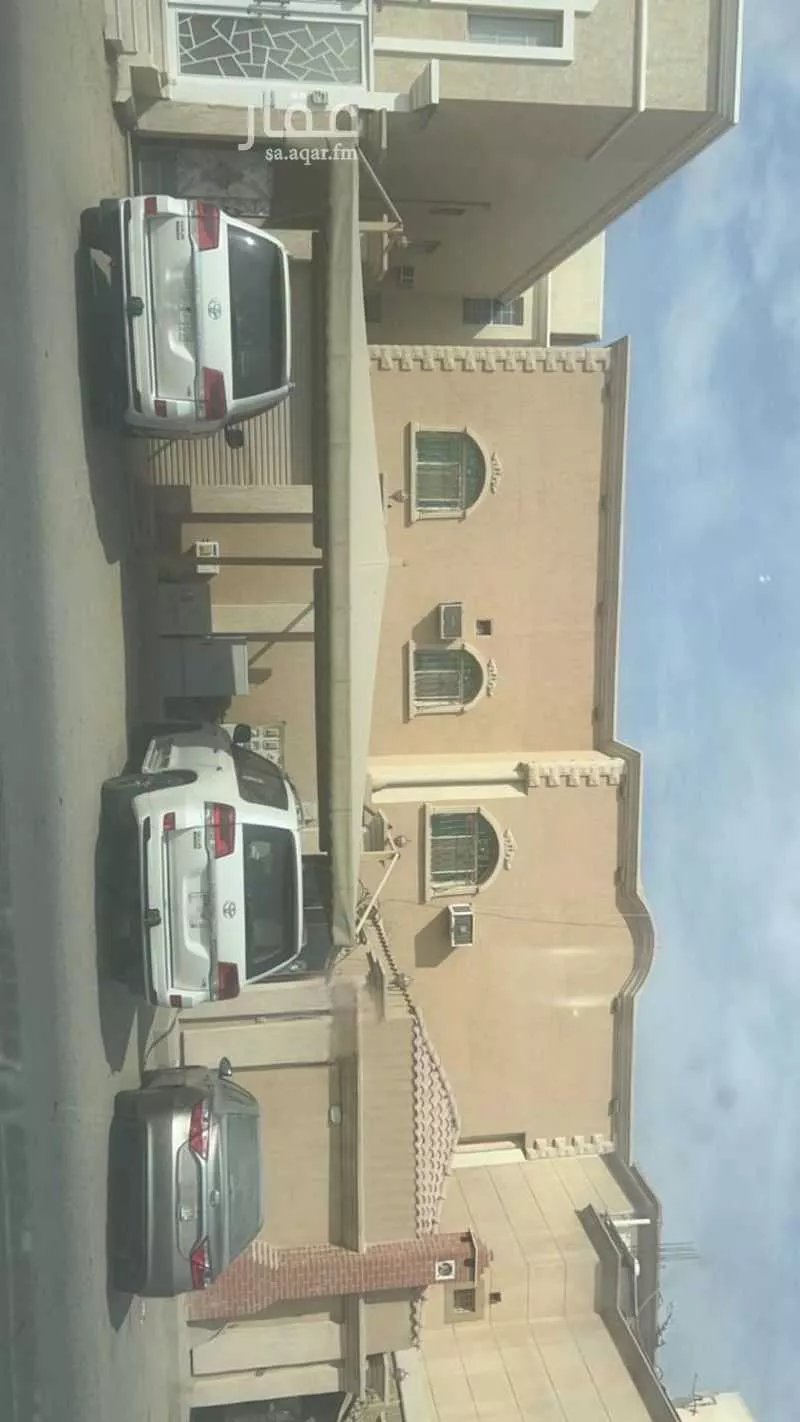 فيلا للبيع في شارع ابو بشر الخراساني ، حي السلمانية الرابع ، الهفوف‎ ، الاحساء 1 صورة