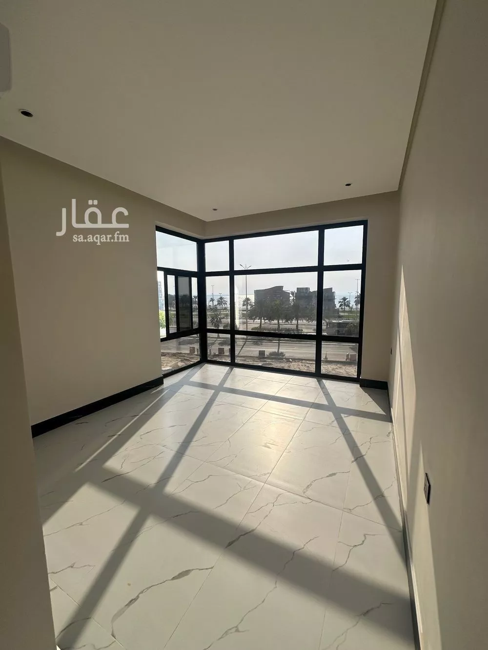 شقة للبيع في شارع الملك عبد الله بن عبدالعزيز, حي الشاطئ الغربي, مدينة الدمام, المنطقة الشرقية 1 صورة