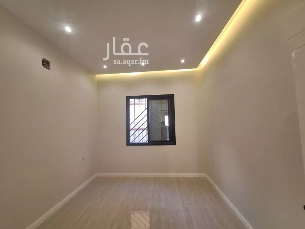 فيلا للبيع في شارع عبدالسلام بن أبي عبدالله, حي السويدي, مدينة الرياض, منطقة الرياض 1 صورة