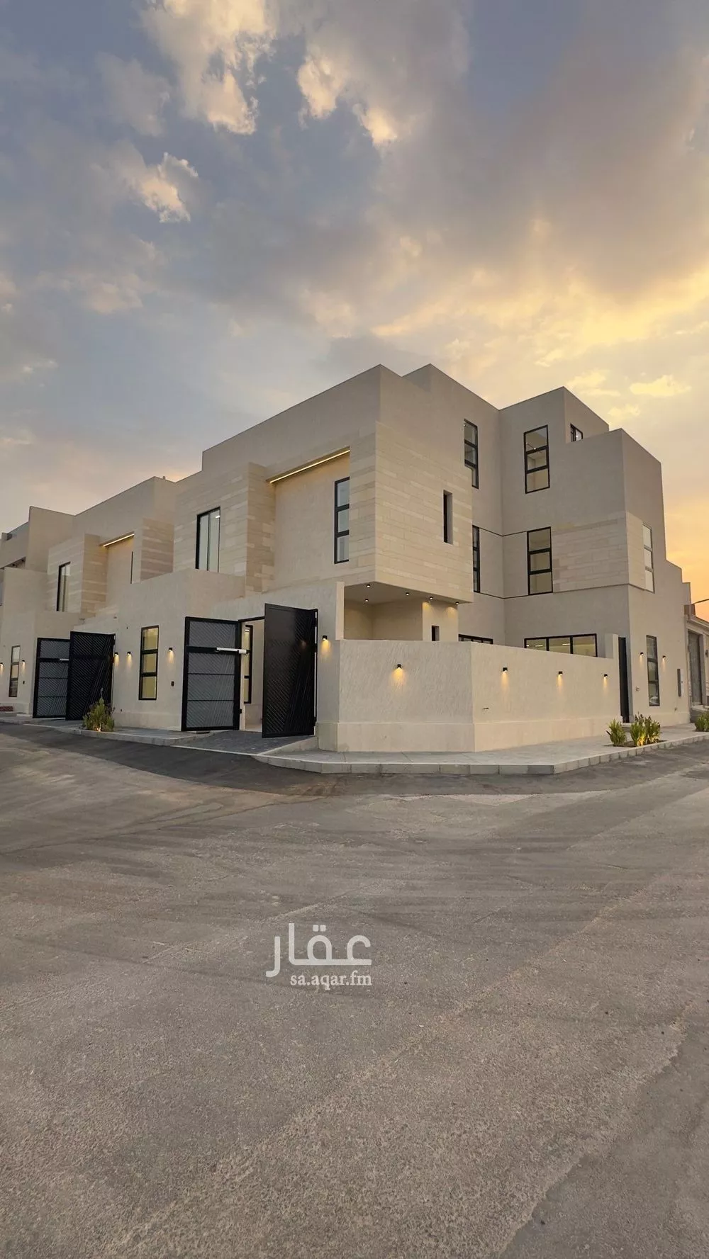 فيلا للبيع في شارع السيل, حي المهدية, مدينة الرياض, منطقة الرياض 1 صورة