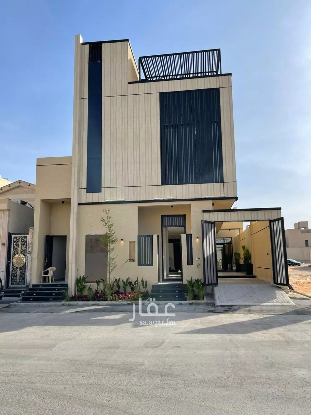 فيلا للبيع في شارع السيل, حي المهدية, مدينة الرياض, منطقة الرياض 1 صورة
