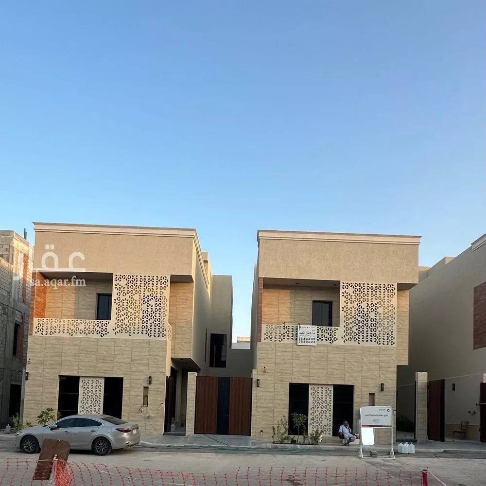 فيلا للبيع في شارع قطب الدين بن السلطان, حي المهدية, مدينة الرياض, منطقة الرياض 1 صورة