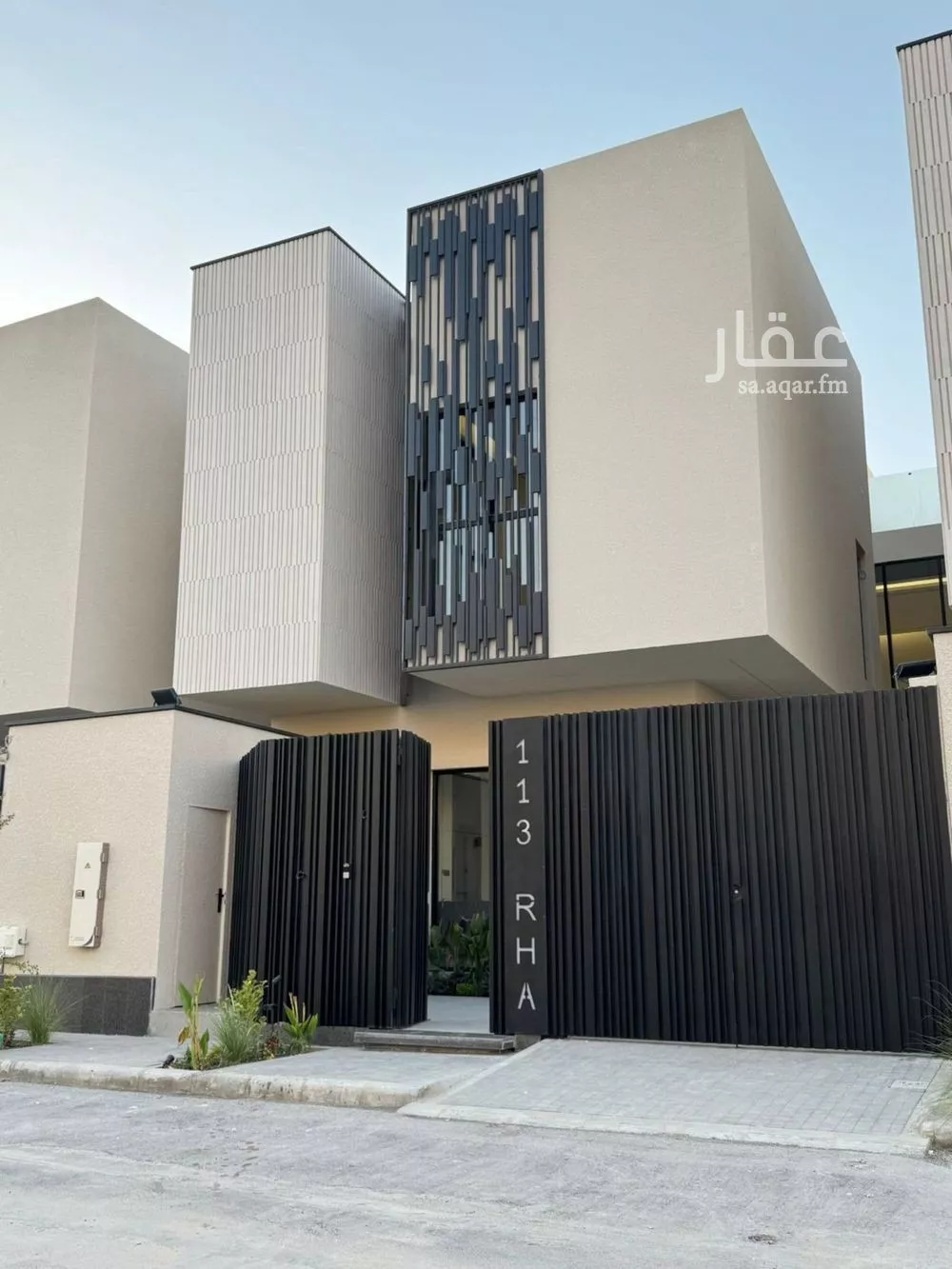 فيلا للبيع في شارع محمد المنوفي , حي النرجس, مدينة الرياض, منطقة الرياض 1 صورة