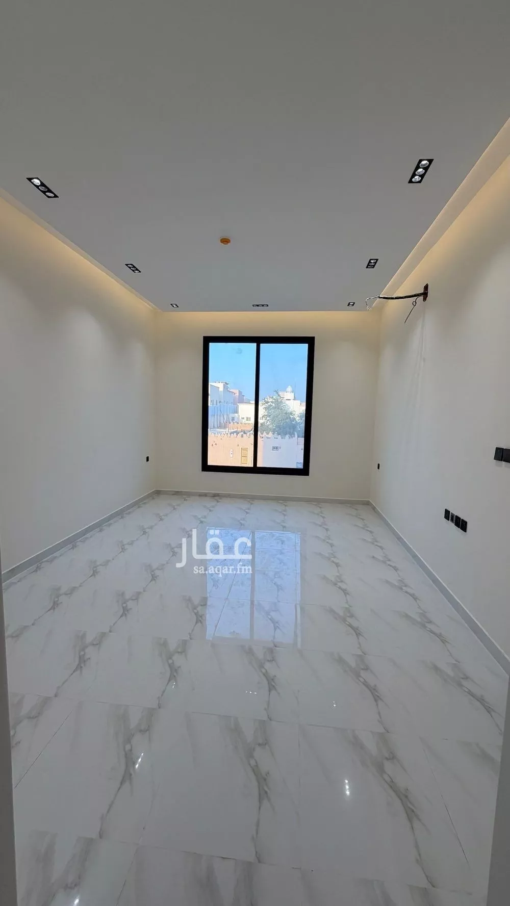 شقة للبيع في شارع بديع الزمان الهمذاني, حي الزهرة, مدينة الرياض, منطقة الرياض 1 صورة