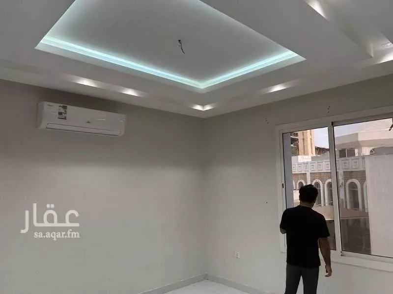 شقة للإيجار في شارع الأحسائى, حي الروضة, مدينة جدة, منطقة مكة المكرمة 1 صورة