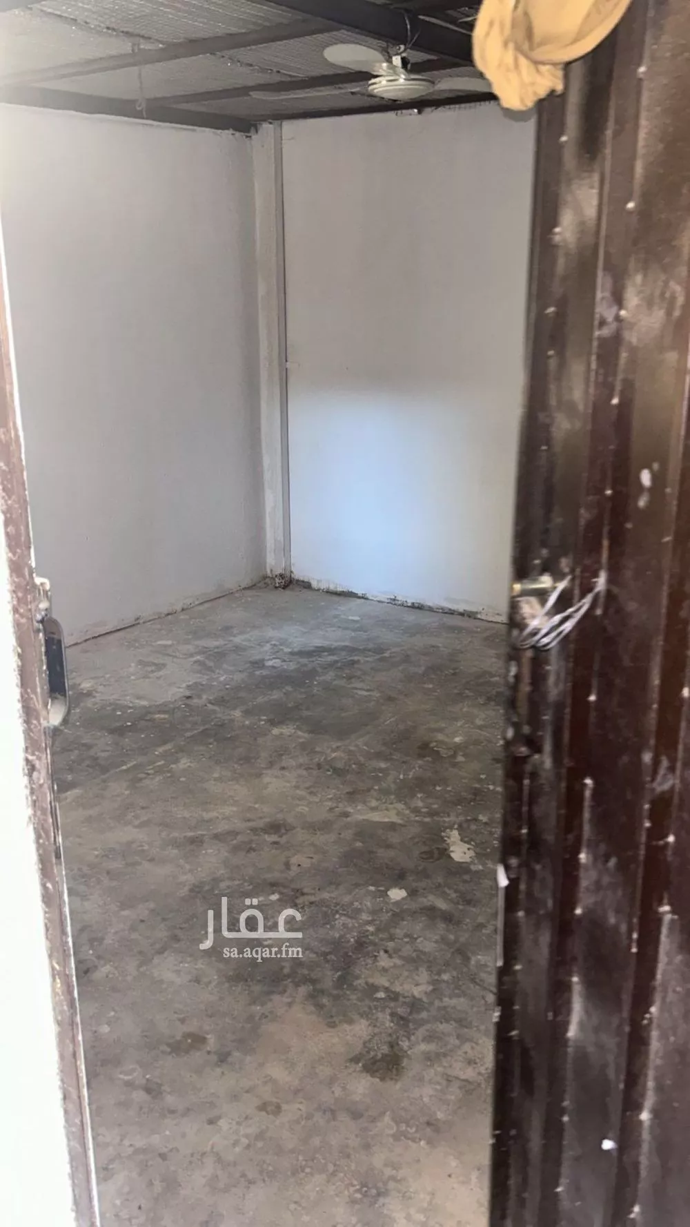 غرفة للإيجار في شارع الياسمين, حي الجنادرية, مدينة الرياض, منطقة الرياض 1 صورة