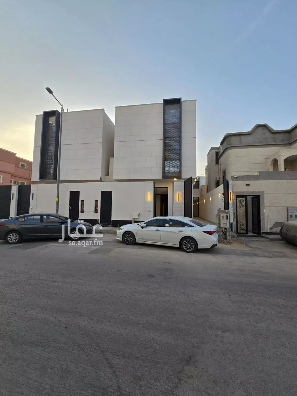 فيلا للبيع في شارع شريح الخزاعي, حي الخليج, مدينة الرياض, منطقة الرياض 1 صورة