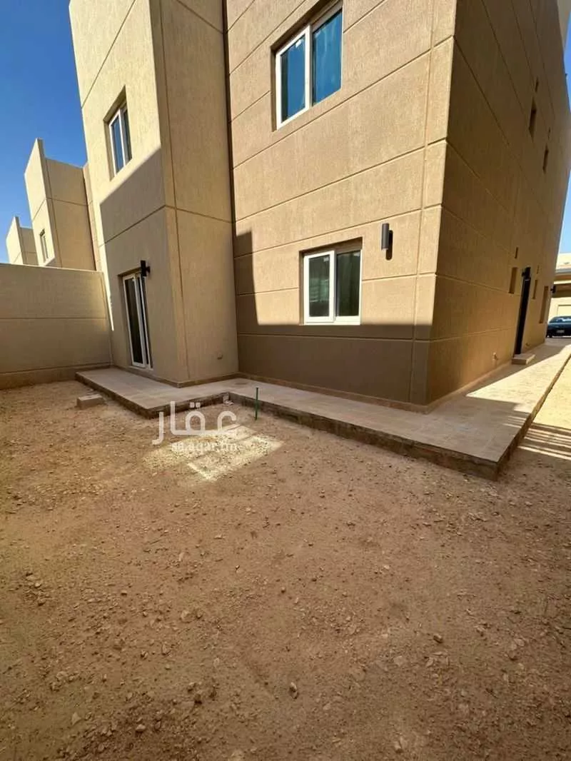فيلا للإيجار في شارع عبدالرحمن العمادي, حي مطار الملك خالد الدولي, مدينة الرياض, منطقة الرياض 1 صورة
