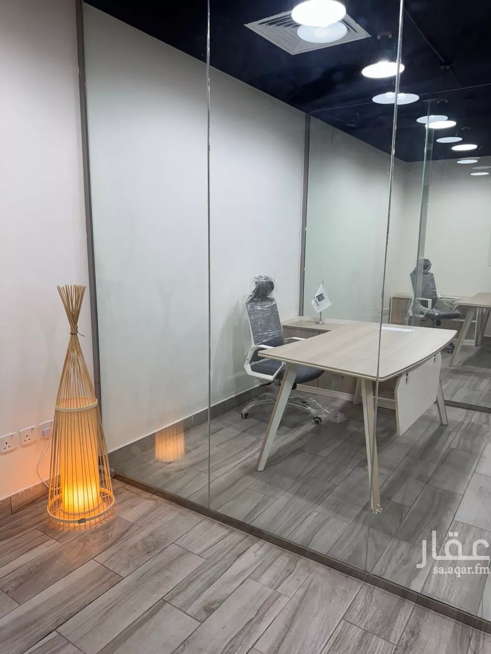 مكتب تجاري للإيجار في شارع صلاح الدين الايوبي الفرعي, حي الصفاء, مدينة الرياض, منطقة الرياض 1 صورة