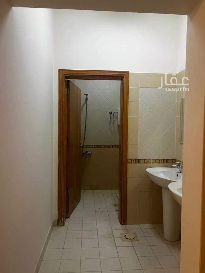 عمارة للإيجار في شارع الامير ناصر بن سعود بن فرحان ال سعود, حي الياسمين, مدينة الرياض, منطقة الرياض 1 صورة