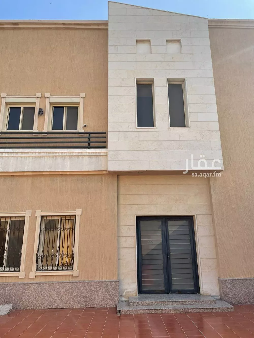 فيلا للبيع في شارع حـرض, مدينة الظهران, المنطقة الشرقية 1 صورة