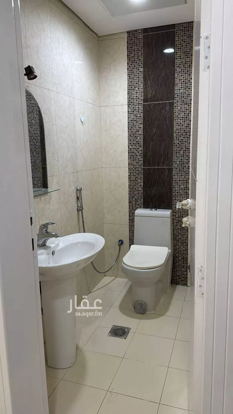 شقة للإيجار في شارع الفجر, حي الياسمين, مدينة الرياض, منطقة الرياض 1 صورة