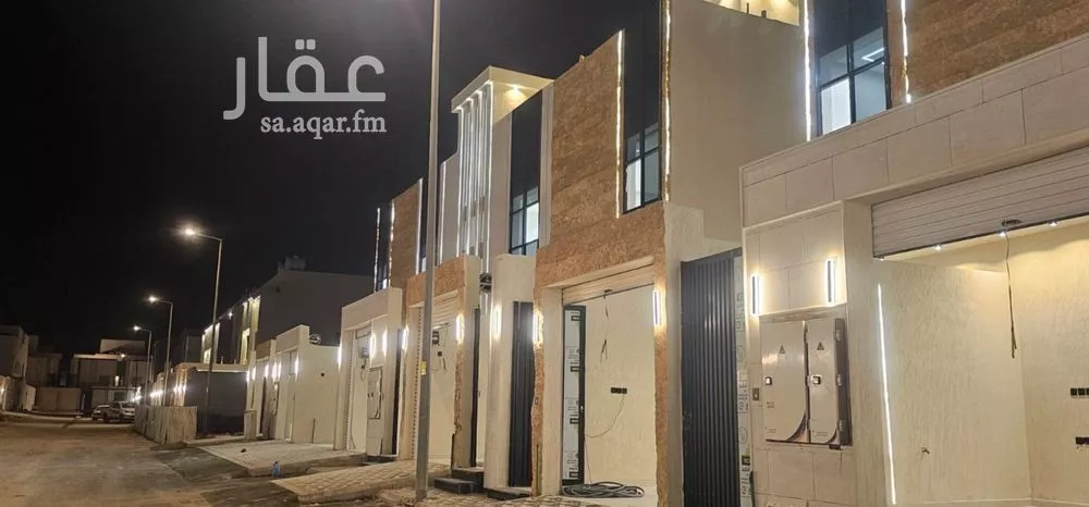 فيلا للبيع في شارع النفوذ, حي عكاظ, مدينة الرياض, منطقة الرياض 1 صورة