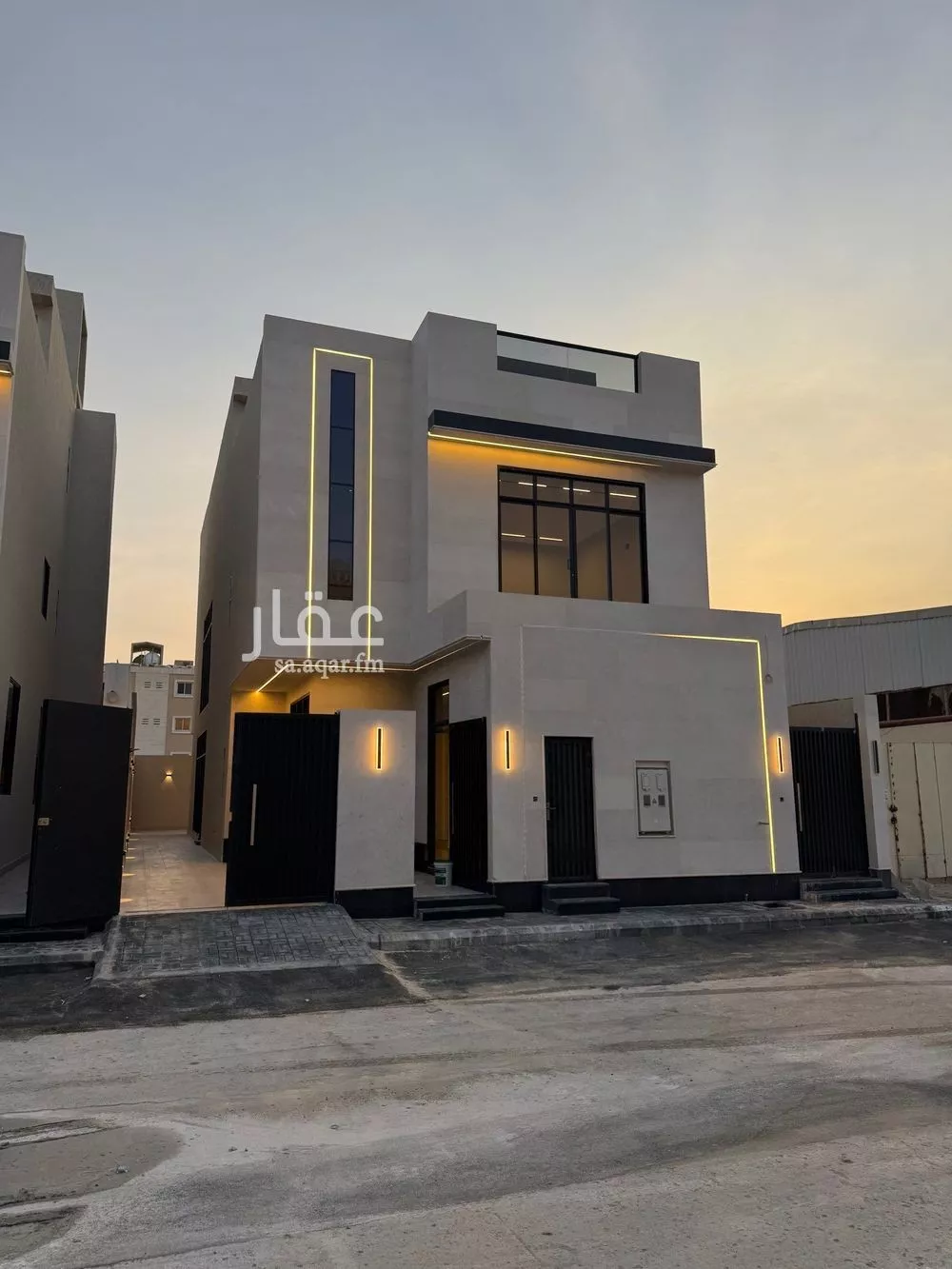 فيلا للبيع في شارع مليح بن طريف, حي العارض, مدينة الرياض, منطقة الرياض 1 صورة