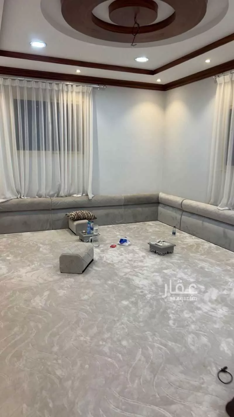 شقة للإيجار في شارع صالح ابراهيم الزامل ، حي الفاخرية ، عنيزة ، عنيزة 1 صورة