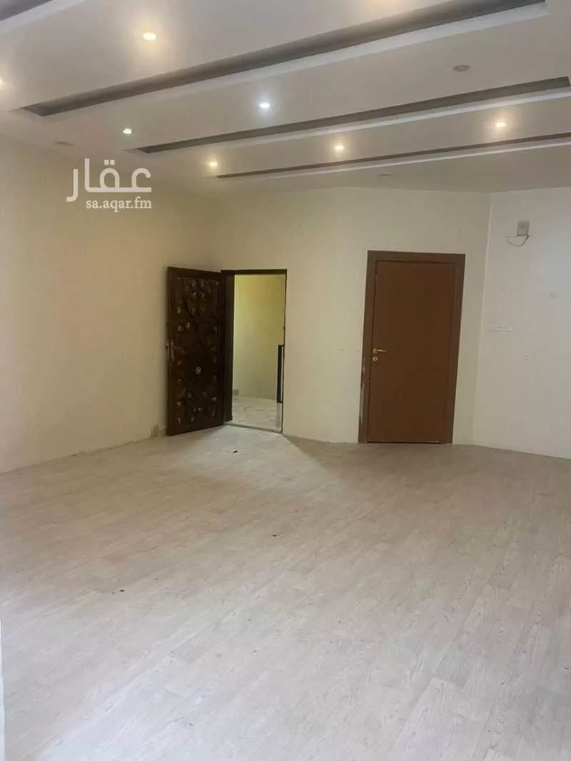 شقة للإيجار في شارع يونس الرشيدي ، حي النقرة ، حائل ، منطقة حائل 1 صورة