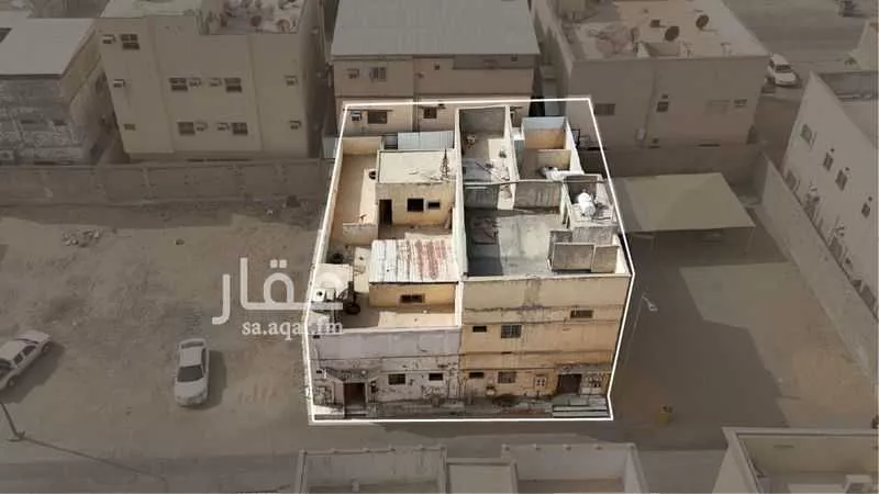 بيت للبيع في طريق نجم الدين الأيوبي الفرعي ، حي العوالي ، الرياض ، منطقة الرياض 1 صورة