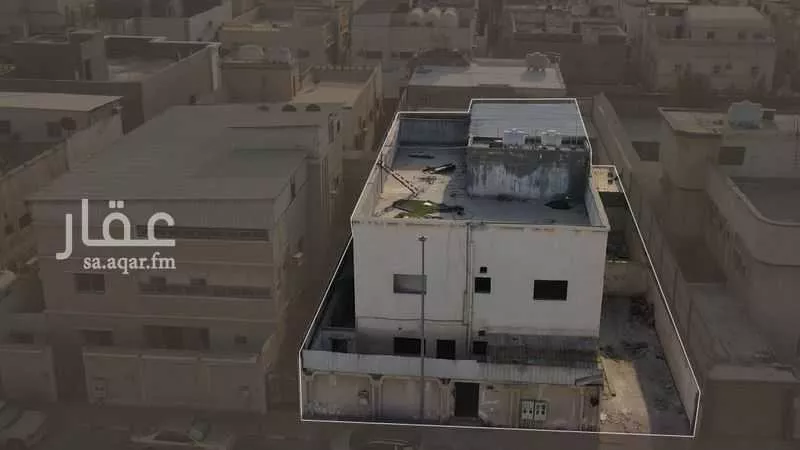 عمارة للبيع في شارع ابن ماجه ، حي غرناطة ، الدمام ، الدمام 1 صورة