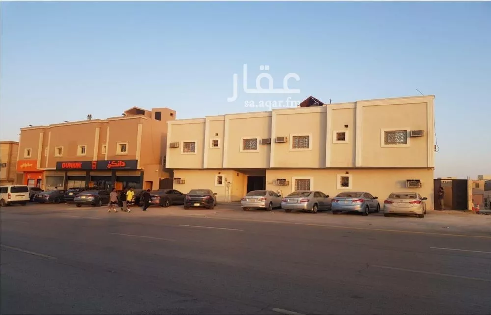 عمارة للإيجار في شارع يزيد بن ابي سفيان, حي العريجاء الأوسط, مدينة الرياض, منطقة الرياض 1 صورة