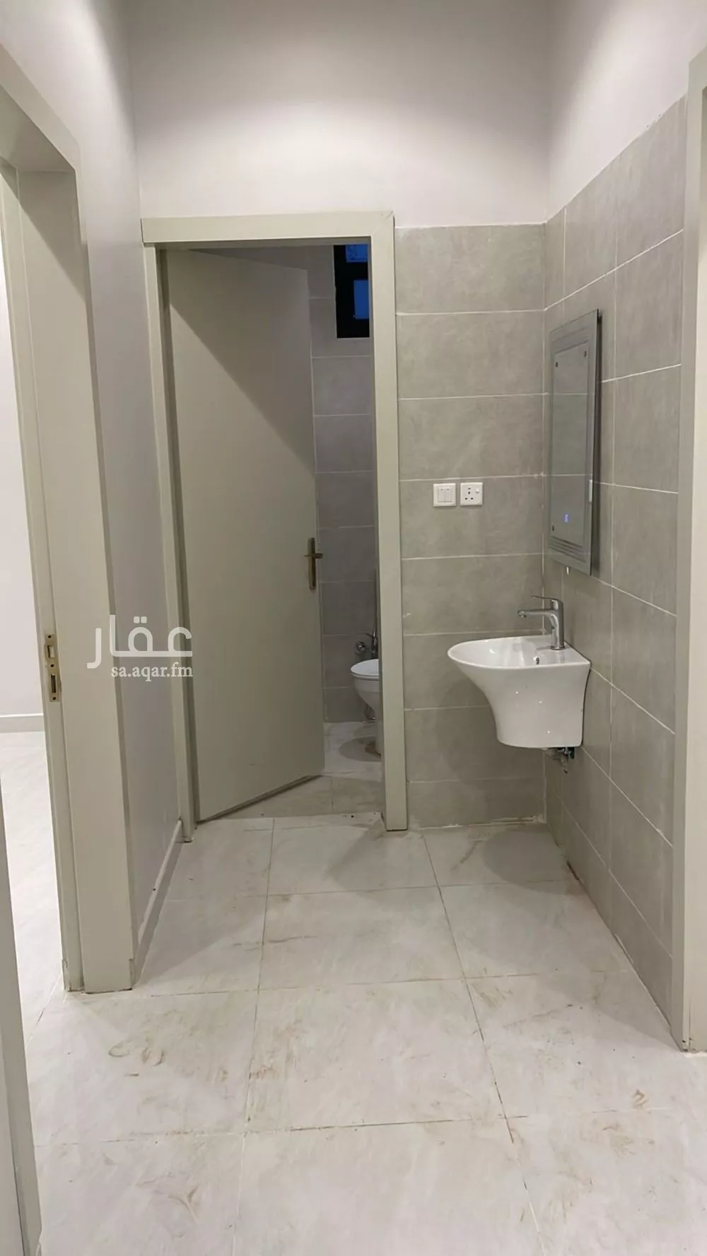 شقة للإيجار في شارع حسين بن صديق دحلان, حي عكاظ, مدينة الرياض, منطقة الرياض 1 صورة