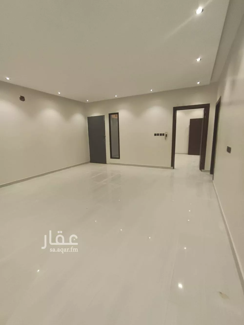 دور للبيع في حي عكاظ, مدينة الرياض, منطقة الرياض 1 صورة