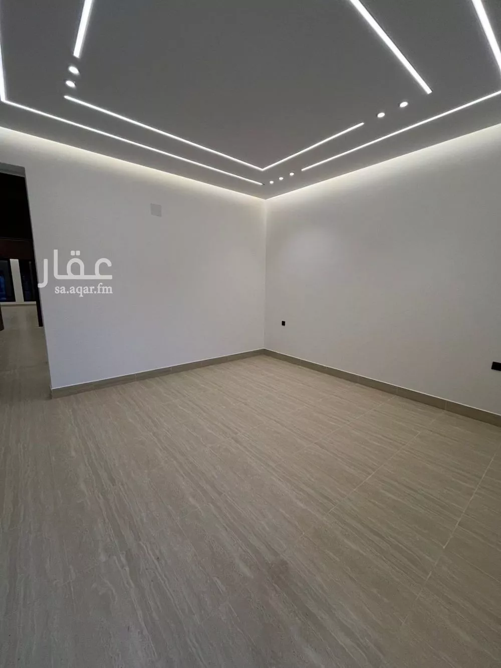 فيلا للبيع في شارع إبراهيم العوفي, حي طويق, مدينة الرياض, منطقة الرياض 1 صورة