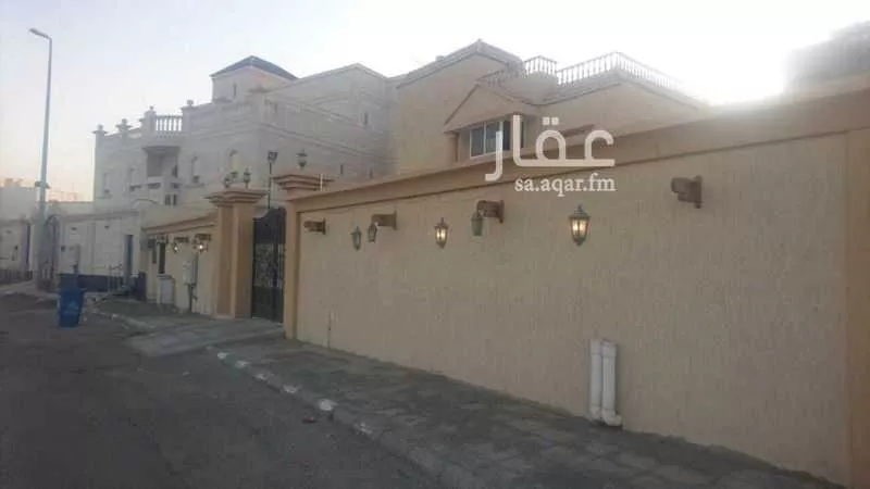 فيلا للبيع في شارع فضيلة الشيخ مصطفي فائق أفند, حي أبحر الشمالية, مدينة جدة, منطقة مكة المكرمة 1 صورة