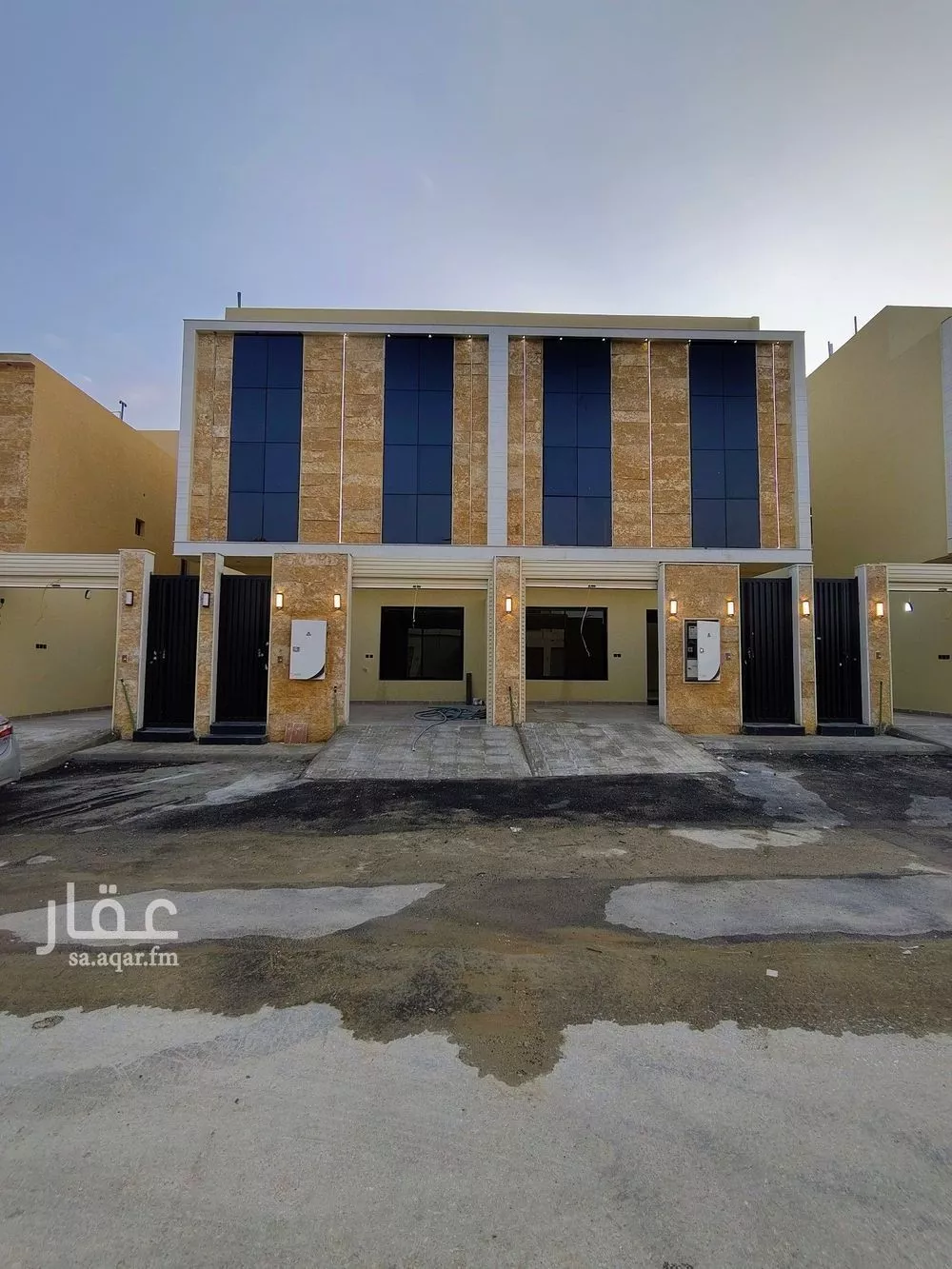 فيلا للبيع في شارع حامد عبدالحفيظ, حي عكاظ, مدينة الرياض, منطقة الرياض 1 صورة