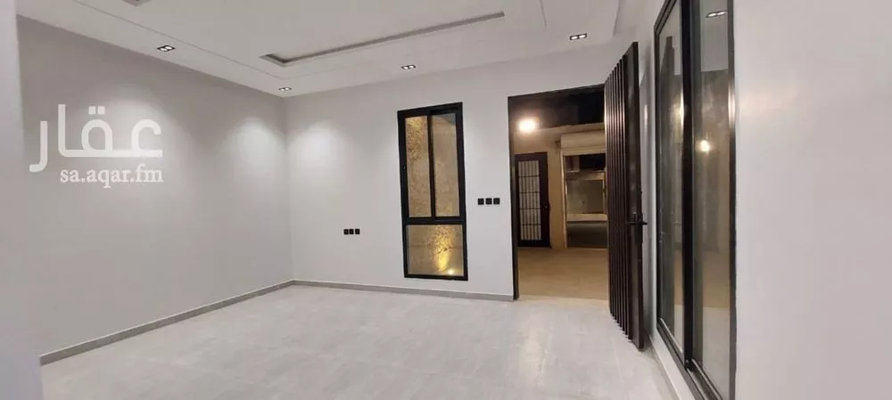 دور للبيع في شارع إسماعيل المغيثي, حي طويق, مدينة الرياض, منطقة الرياض 1 صورة
