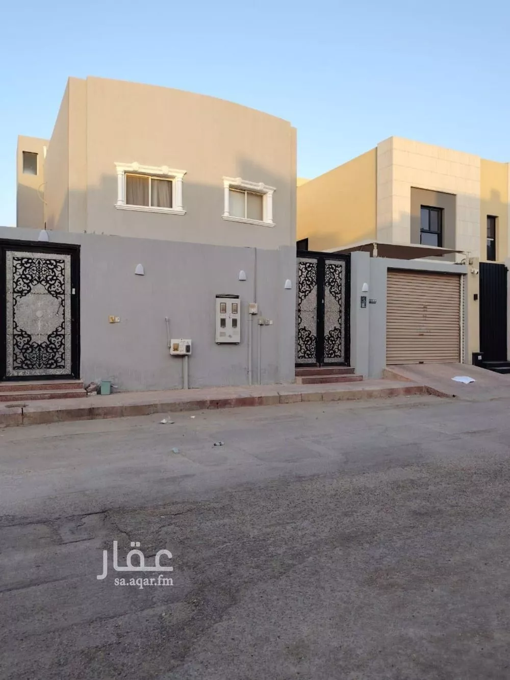 فيلا للبيع في شارع الحرفين, حي اليرموك, مدينة الرياض, منطقة الرياض 1 صورة