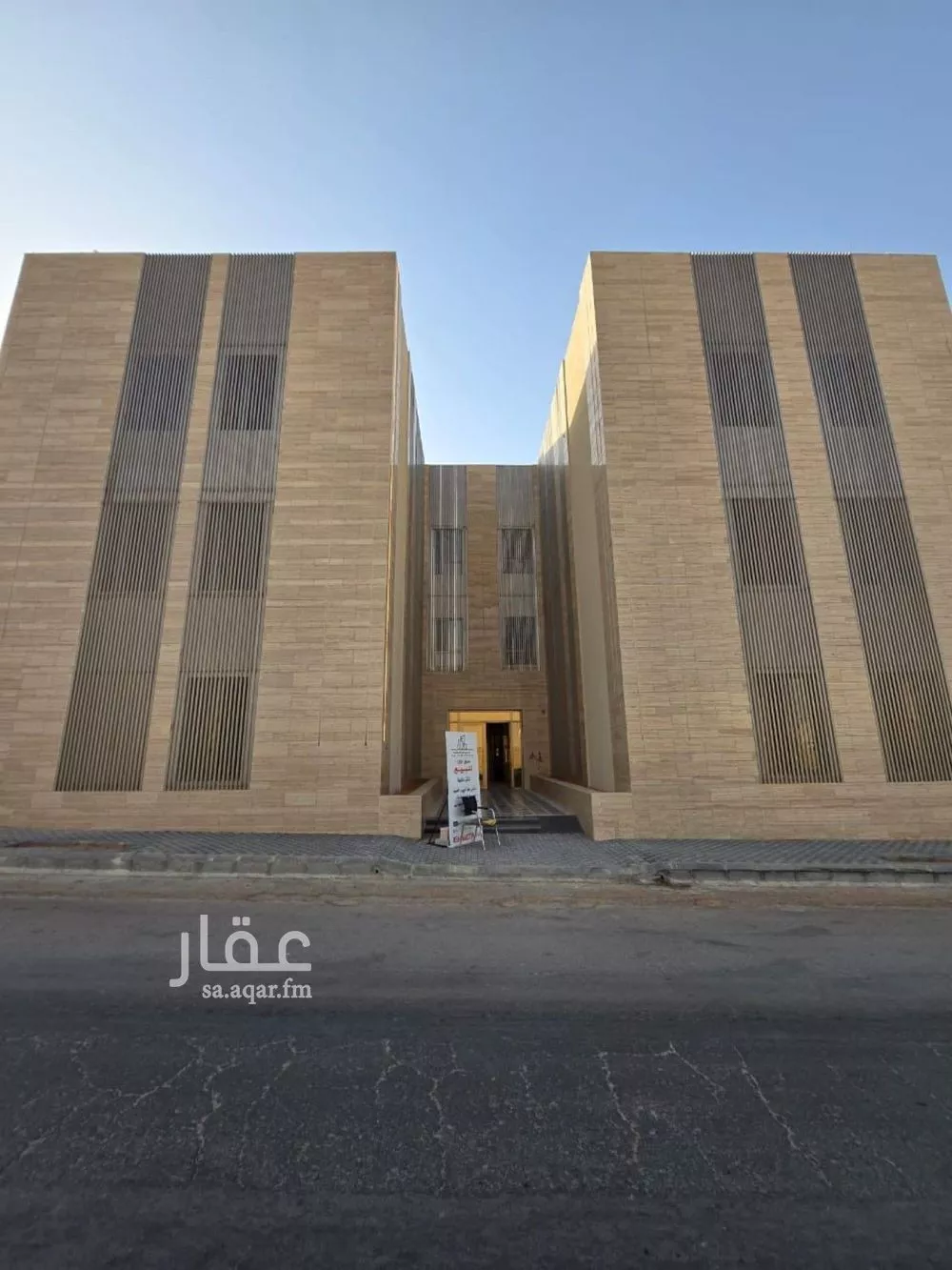شقة للبيع في شارع علي بن هبة الله, حي المهدية, مدينة الرياض, منطقة الرياض 1 صورة