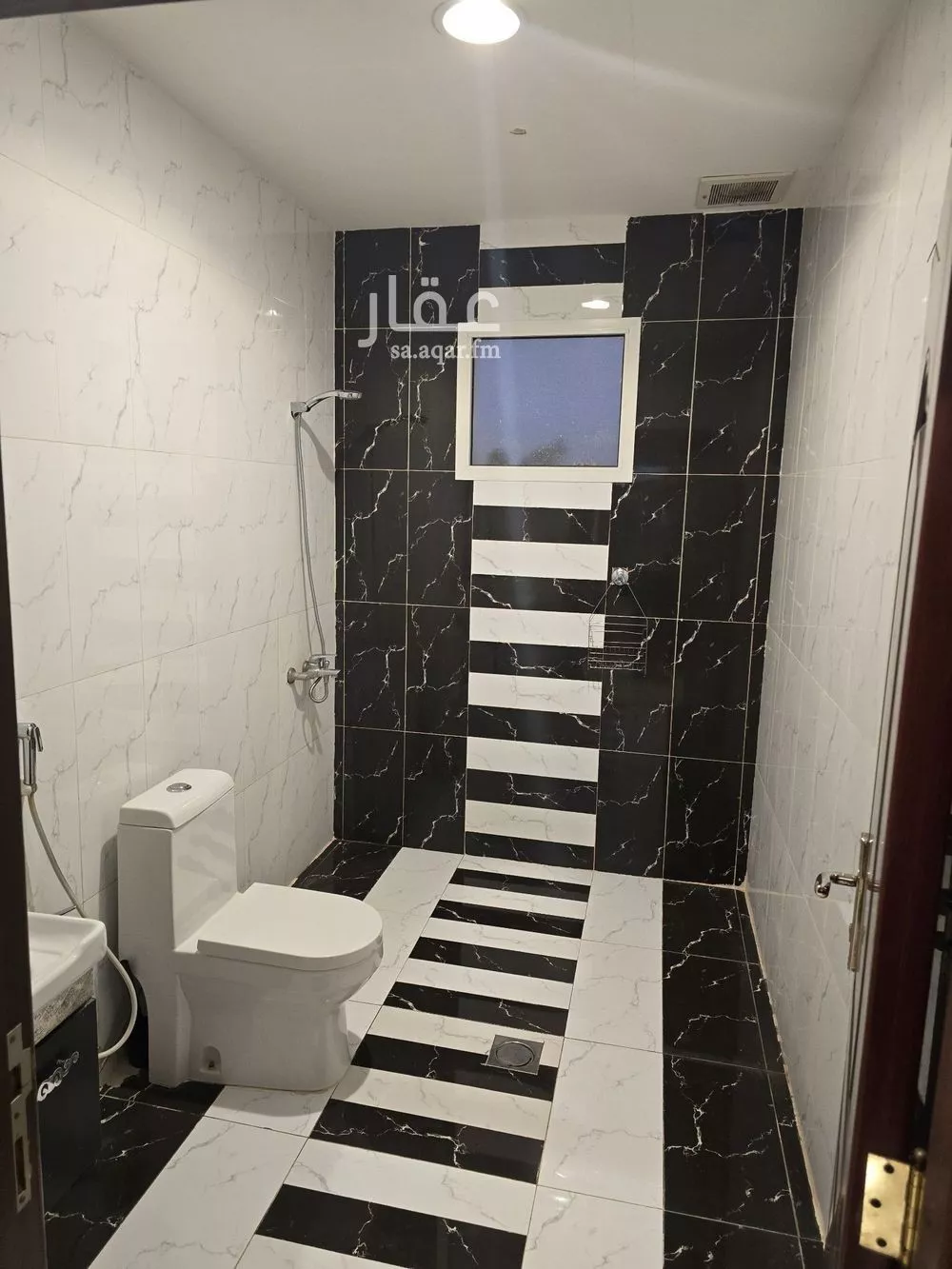 شقة للإيجار في شارع الامير مقرن بن عبدالعزيز, حي مغرزات, مدينة الرياض, منطقة الرياض 1 صورة